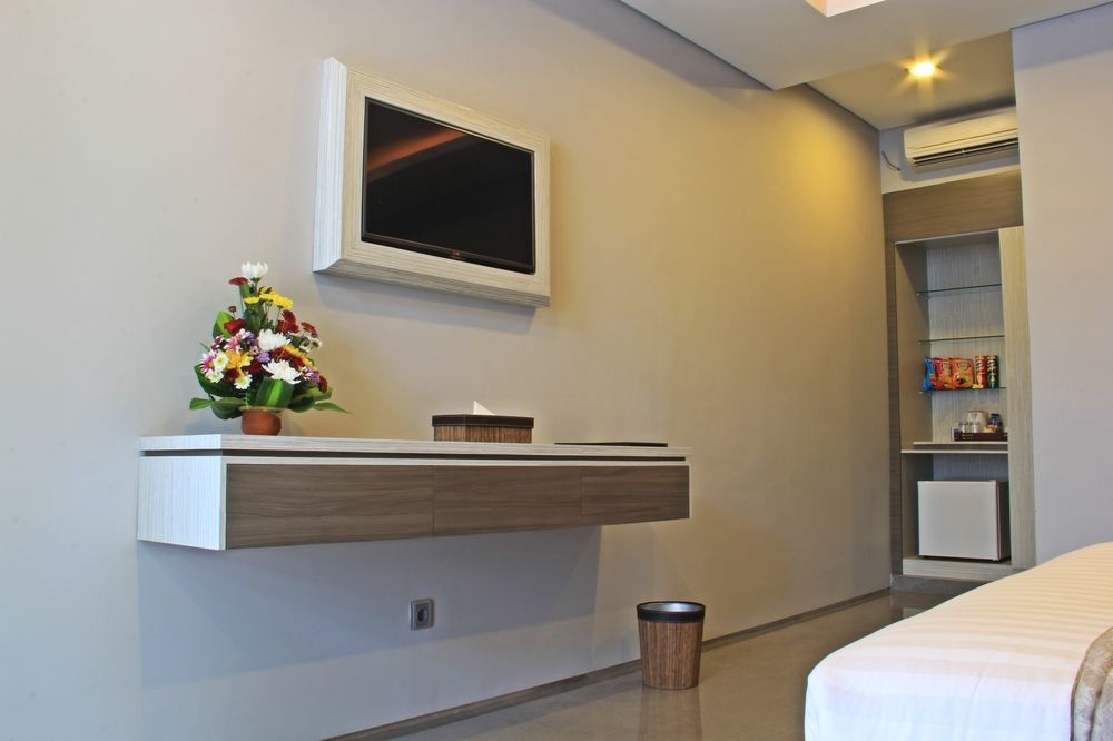 Transera Kamini Legian Hotel Экстерьер фото
