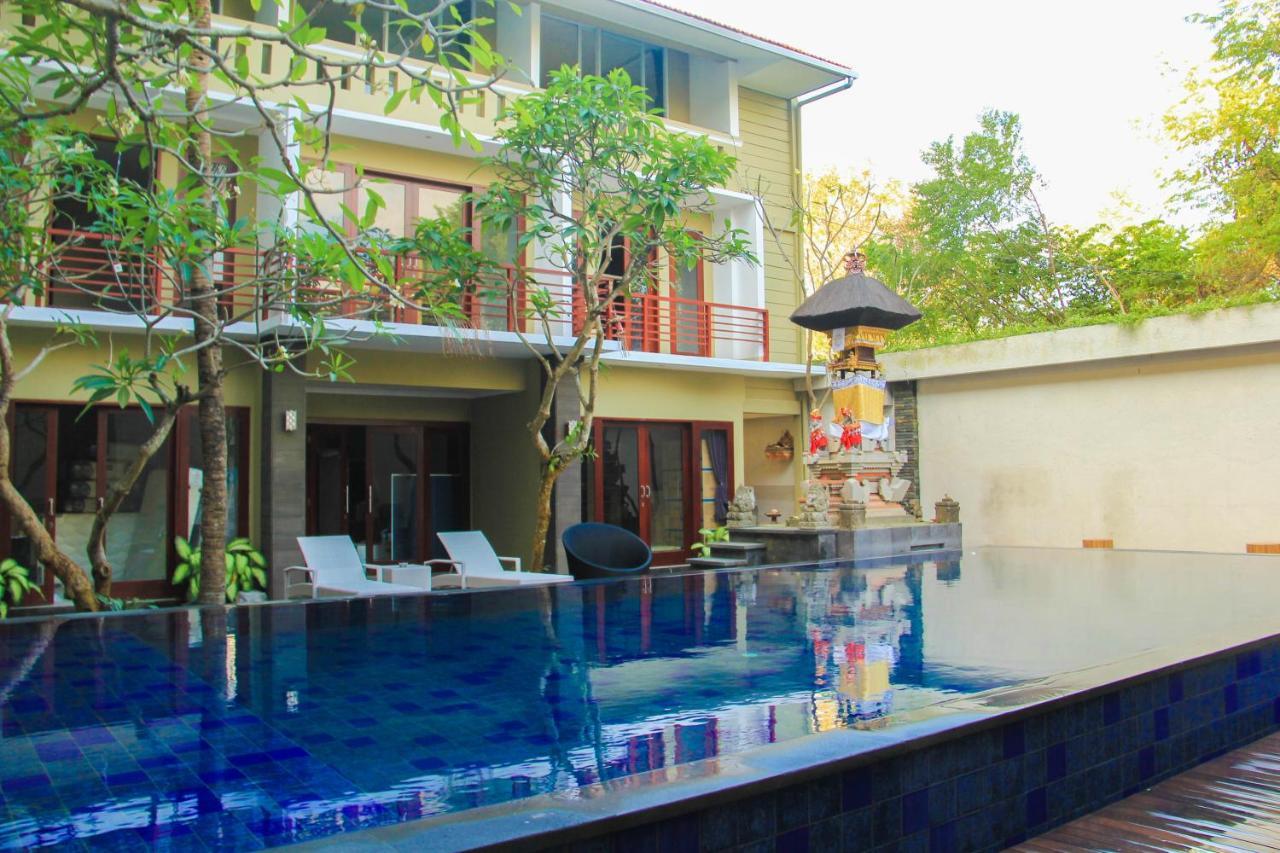 Transera Kamini Legian Hotel Экстерьер фото